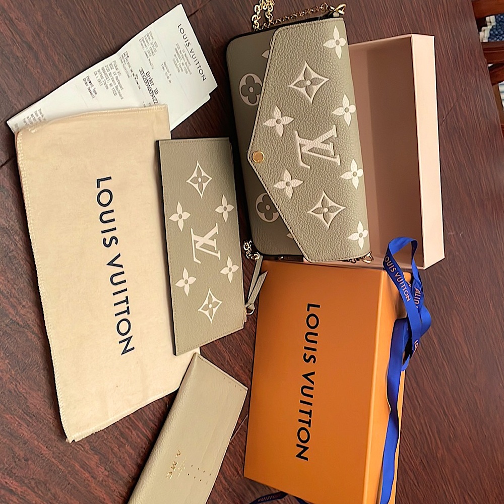 Brand new Louis Vuitton felecie Pouchette
